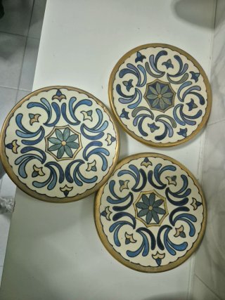 Set de cerámica pintados a mano.