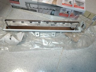 Barra Extensible para Colgar Perchas Ordex