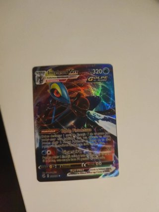 Carta Pokémon Pikachu VMAX 860/203