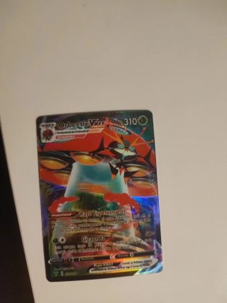 Carta Pokémon Pikachu VMAX 860/203