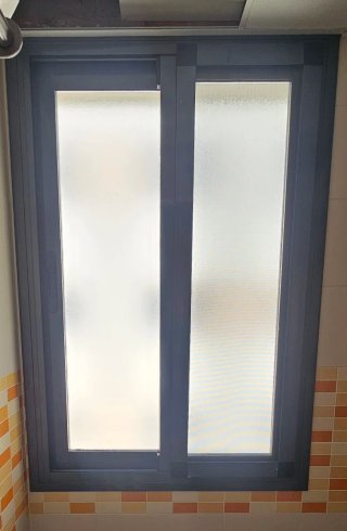Conjunto Ventanas Aluminio Gris con Mosquiteras