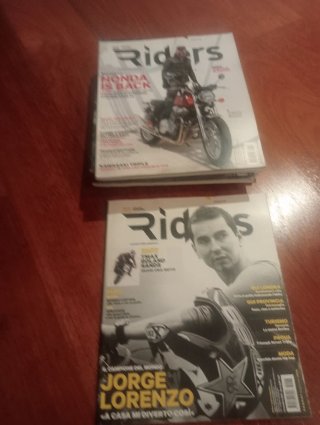 Riders riviste di motociclismo anno 2012