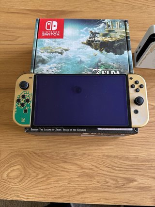 Nintendo Switch OLED Edición Zelda