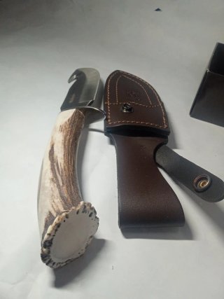 Funda de cuero para cuchillo