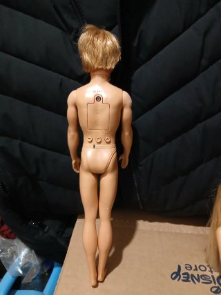 Ken Barbie parla Ultimate Boyfriend Mattel