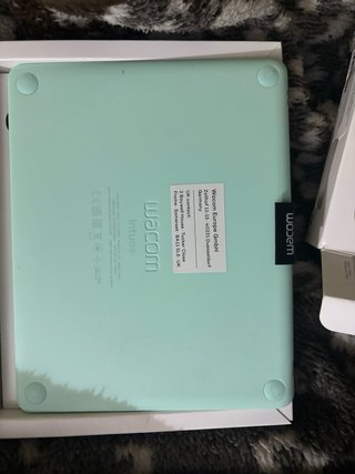 Wacom Intuos S Bluetooth Pistacho