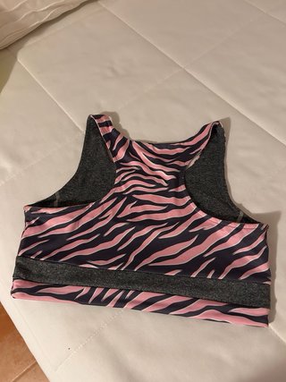 Top deportivo reversible gris y rosa