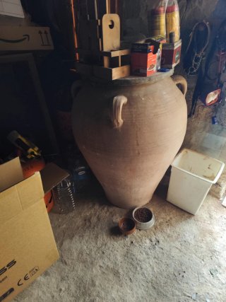Tinaja antigua siglo XIX
