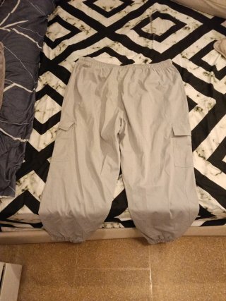 Pantalón cargo gris sin estrenar 4 xl