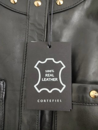 Chaqueta Piel Negra Tachuelas