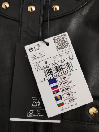 Chaqueta Piel Negra Tachuelas