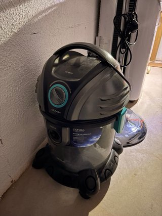 Aspiradora Conga 1400W Sólidos y Líquidos