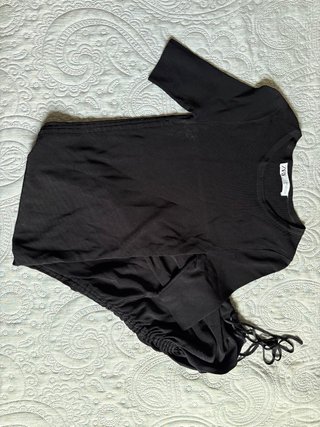 Vestido negro Zara fruncido