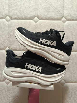 Zapatillas Hoka Bondi 9 Negras y Blancas