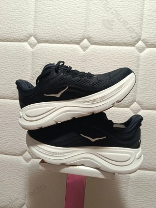 Zapatillas Hoka Bondi 9 Negras y Blancas
