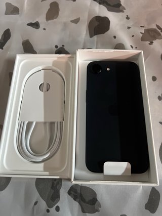 iPhone 16E Negro 128 GB
