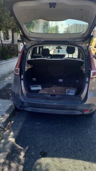 Renault Scenic 2010 matrícula francesa
