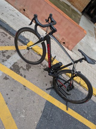 Bicicleta de carretera Specialized Tarmac Carbono.