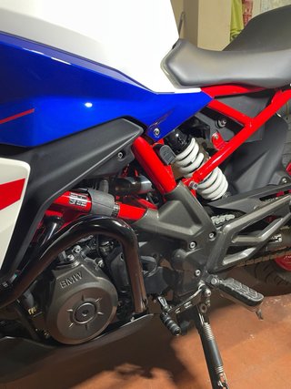 BMW G310R con garantía oficial