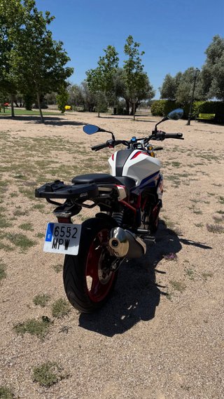 BMW G310R 2024 con garantía oficial