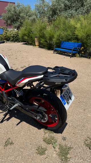 BMW G310R 2024 con garantía oficial