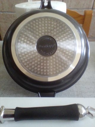 Sartén BergHoff Inducción Negra hierro fundido
