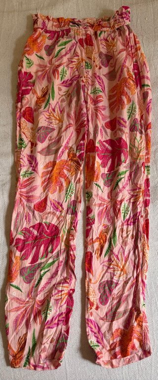 Pantalones acampanados estampados florales 14 años
