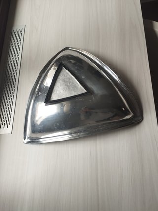 Cuenco decorativo triangular
