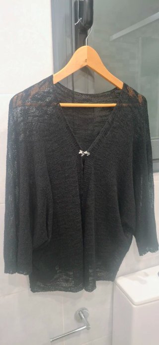 Chaqueta ganchillo negra talla única. Como nueva.