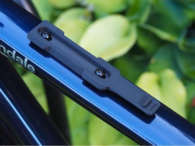 Contenedor Vertical Bicicleta Negro