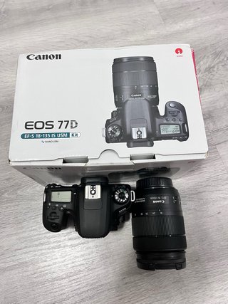 Canon EOS 77D Cámara Digital + Accesorios