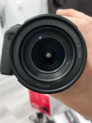 Canon EOS 77D Cámara Digital + Accesorios