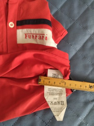 T-shirt Polo Ferrari €4,90 Taglia 9 mesi