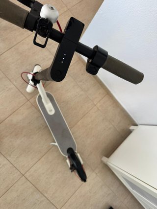 Patinete Xiaomi M365 Blanco - Rueda Maciza