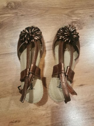 Sandalias Jose Toledo Tacon Cuña Flor