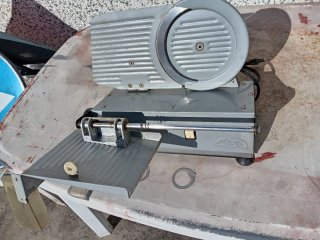 Affettatrice Elektronik 200