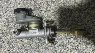Bomba Embrague NISSIN Frontera B