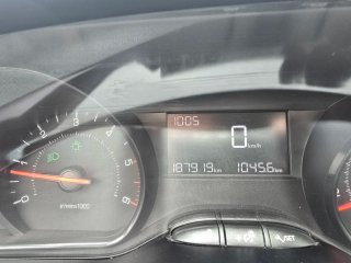 Peugeot 208 2014