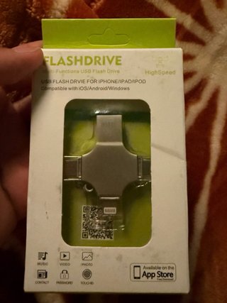 Adaptador USB 4 en 1 Lightning 512GB
