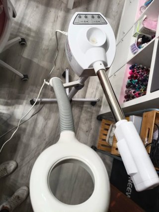 Vaporizador Facial Profesional con Lámpara