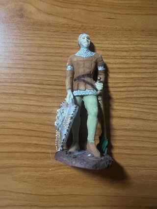 2 Figuras Guerreros Medievales