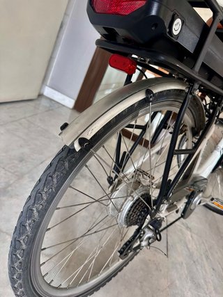 Bicicleta Megamo Top City Eléctrica. 80KM autonom.