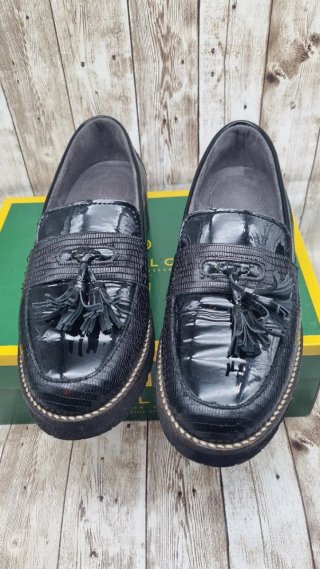 Mocasines Pitillos Negros con Tassel