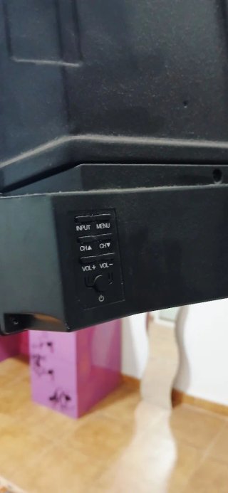 Televisor Nevir Negro