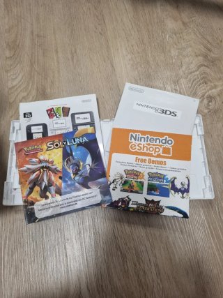Caja Pokémon Luna Nintendo 3DS