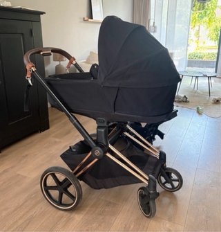 Cochecito Cybex Priam 4.  3 en 1 Negro black