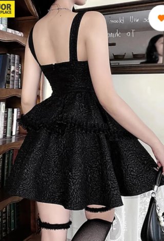 Vestido Gótico Elegante Negro Cocktail