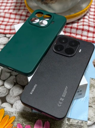 Xiaomi 15T Pro Co-engineered with Leica