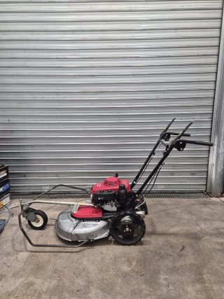 Desbrozadora Honda UM536
