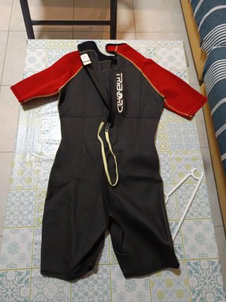 Traje neopreno Tribord mujer Nuevo, nunca se usó
